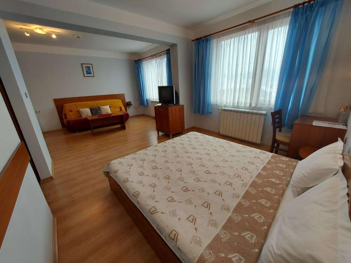 Boryka Family Hotel Asikoria Exteriör bild