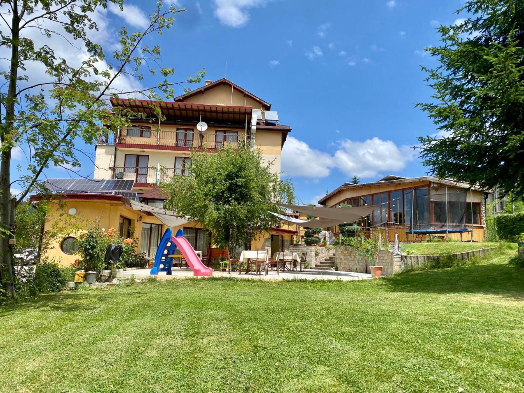 Boryka Family Hotel Asikoria Exteriör bild